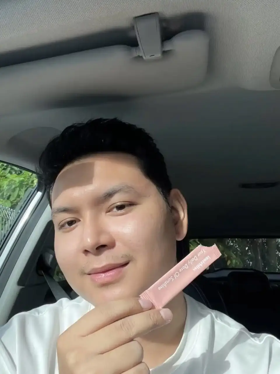 Sekarang jawline clean. Finally confident!